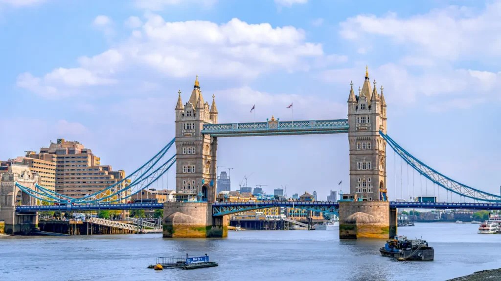 Wide view of Tower Bridge spanning the River Thames in London